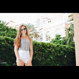 Meet your Posher, Taylor